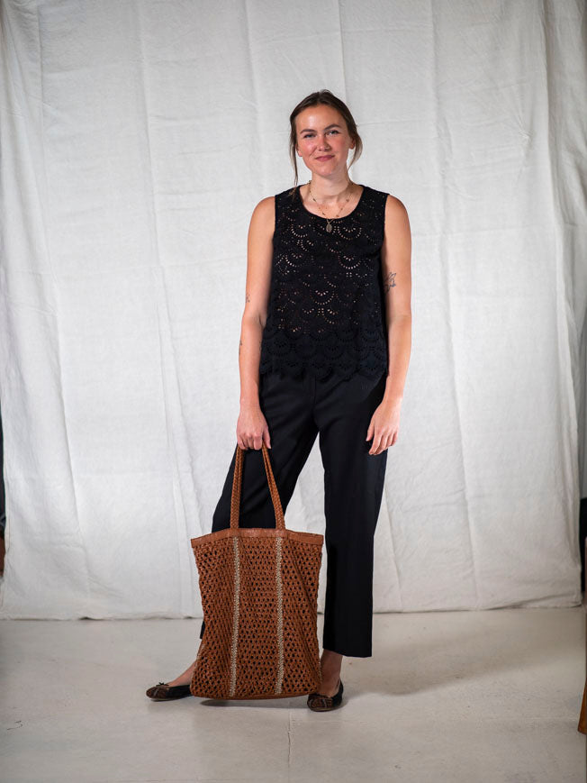 KANDIS_ COTTON LACE_ BLACK LILLY TOP