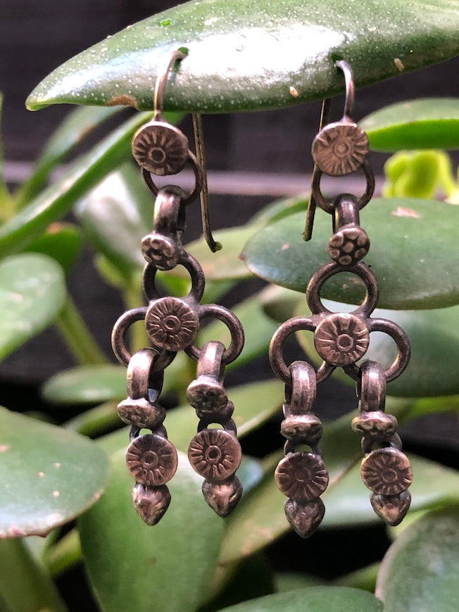 TRIBAL SILVER EARRINGS_04