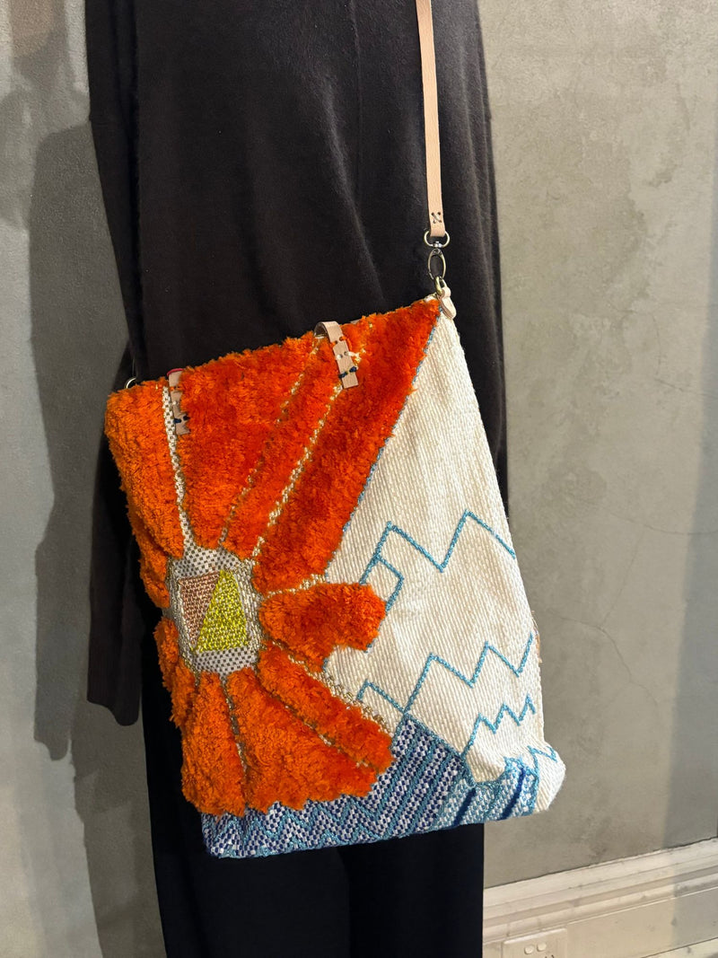 EN SHALLA HAND-EMBROIDERED, RECYCLED TOTE - ORANGE