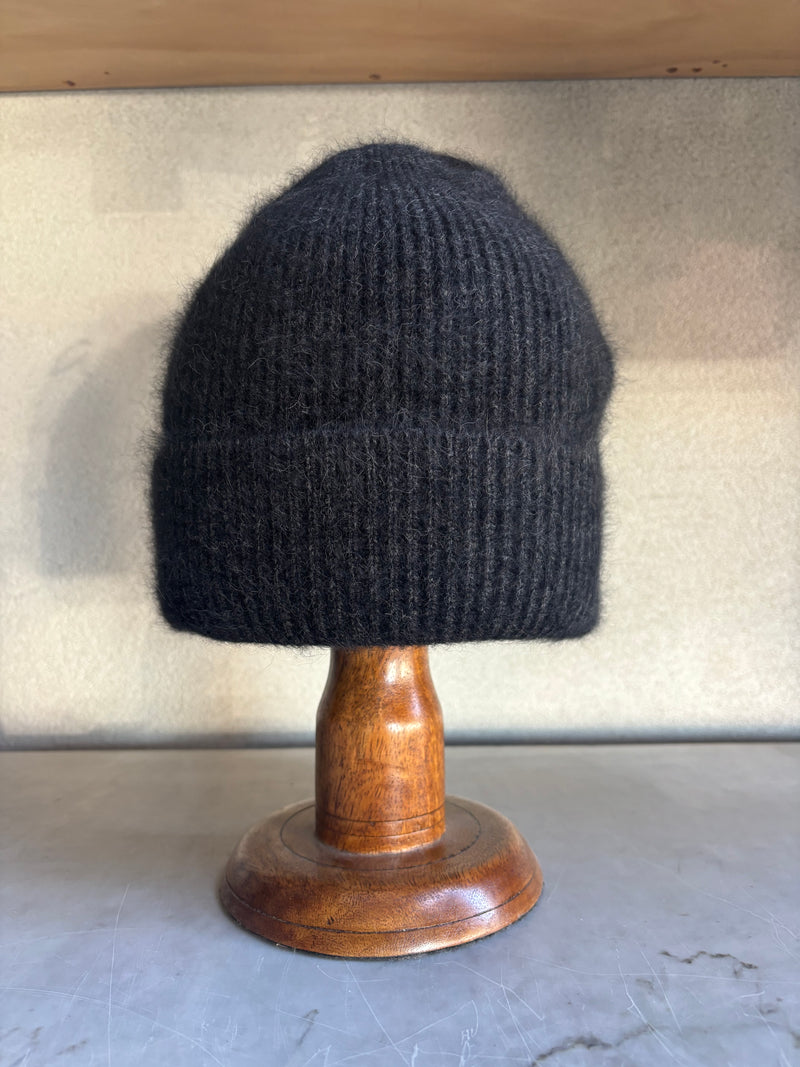 C.T.PLAGE RACCOON BEANIE_CHARCOAL