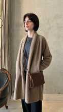 Load image into Gallery viewer, C.T.PLAGE _V NECK JUMPER
