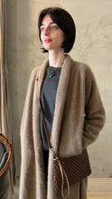 Load image into Gallery viewer, C.T.PLAGE _V NECK JUMPER
