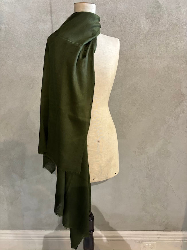 CASHMERE_STOLE_OLIVE