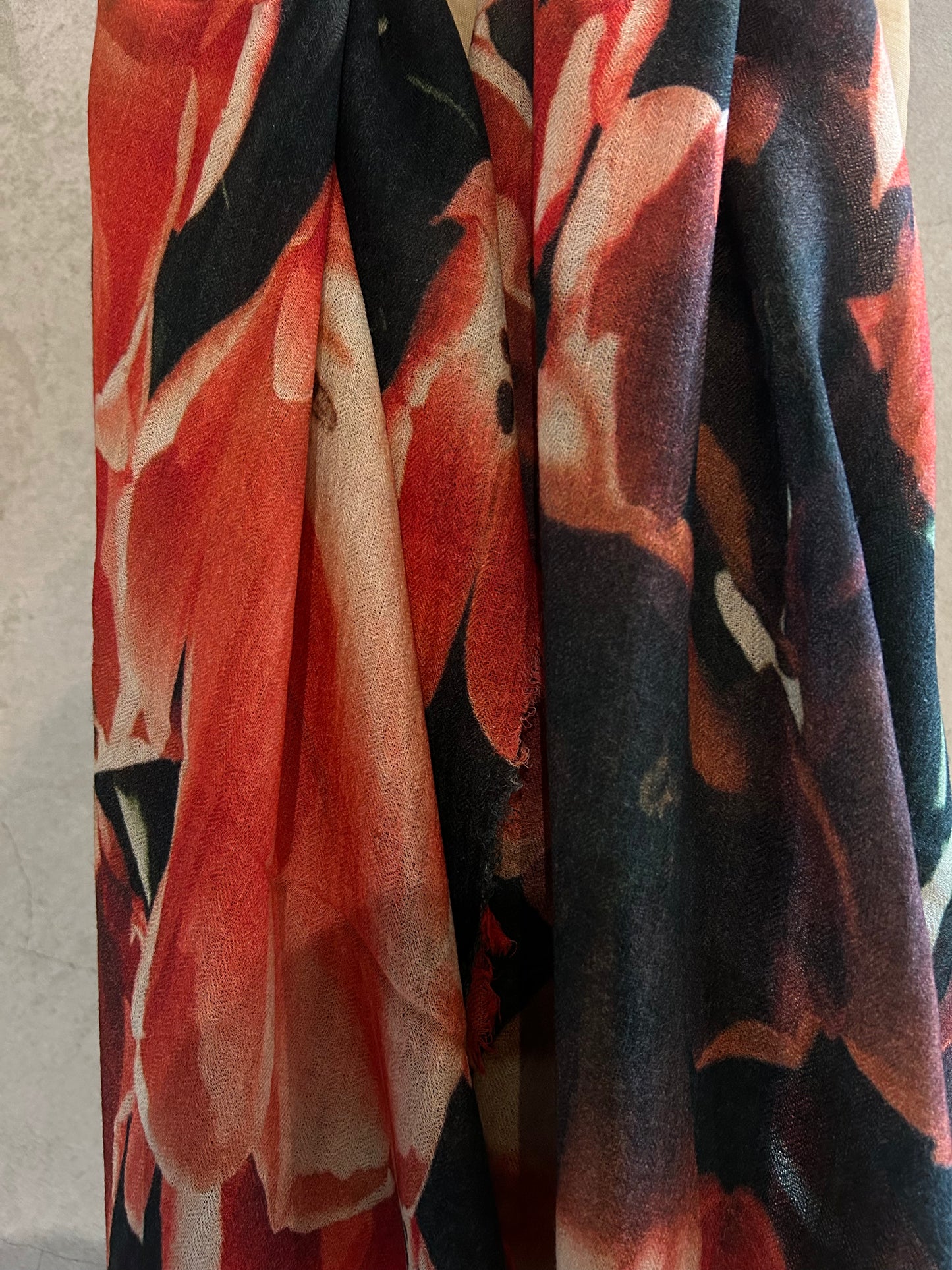 DIGITALLY PRINTED MERINO WOOL SCARF_ ROSES