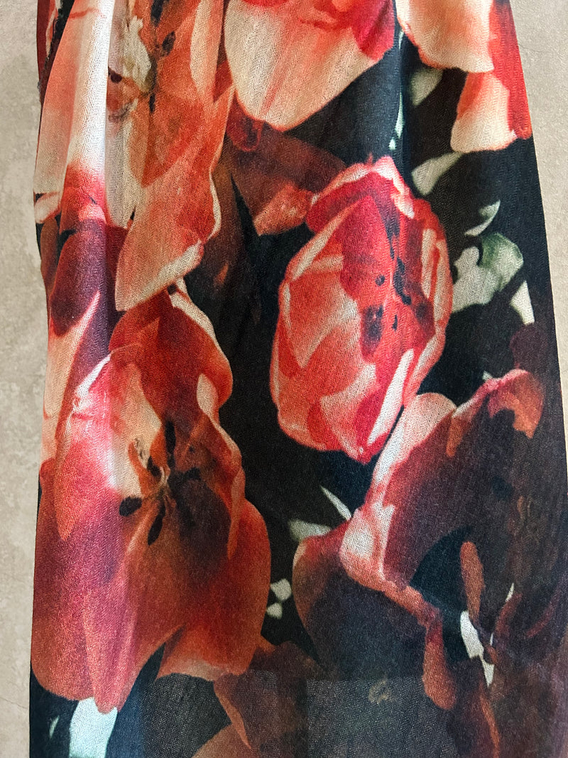 DIGITALLY PRINTED MERINO WOOL SCARF_ ROSES