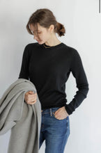 Load image into Gallery viewer, C.T.PLAGE FINE WOOL KNIT
