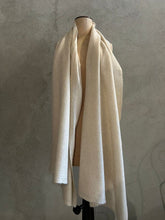 Load image into Gallery viewer, PASHMINA STOLE - CREAM
