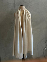 Load image into Gallery viewer, PASHMINA STOLE - CREAM
