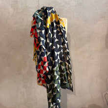 Load image into Gallery viewer, DIGITALLY PRINTED MERINO WOOL SCARF_ AW26_04
