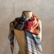 Load image into Gallery viewer, DIGITALLY PRINTED MERINO WOOL SCARF_ AW26_05
