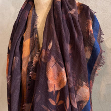Load image into Gallery viewer, DIGITALLY PRINTED MERINO WOOL SCARF_ AW26_10
