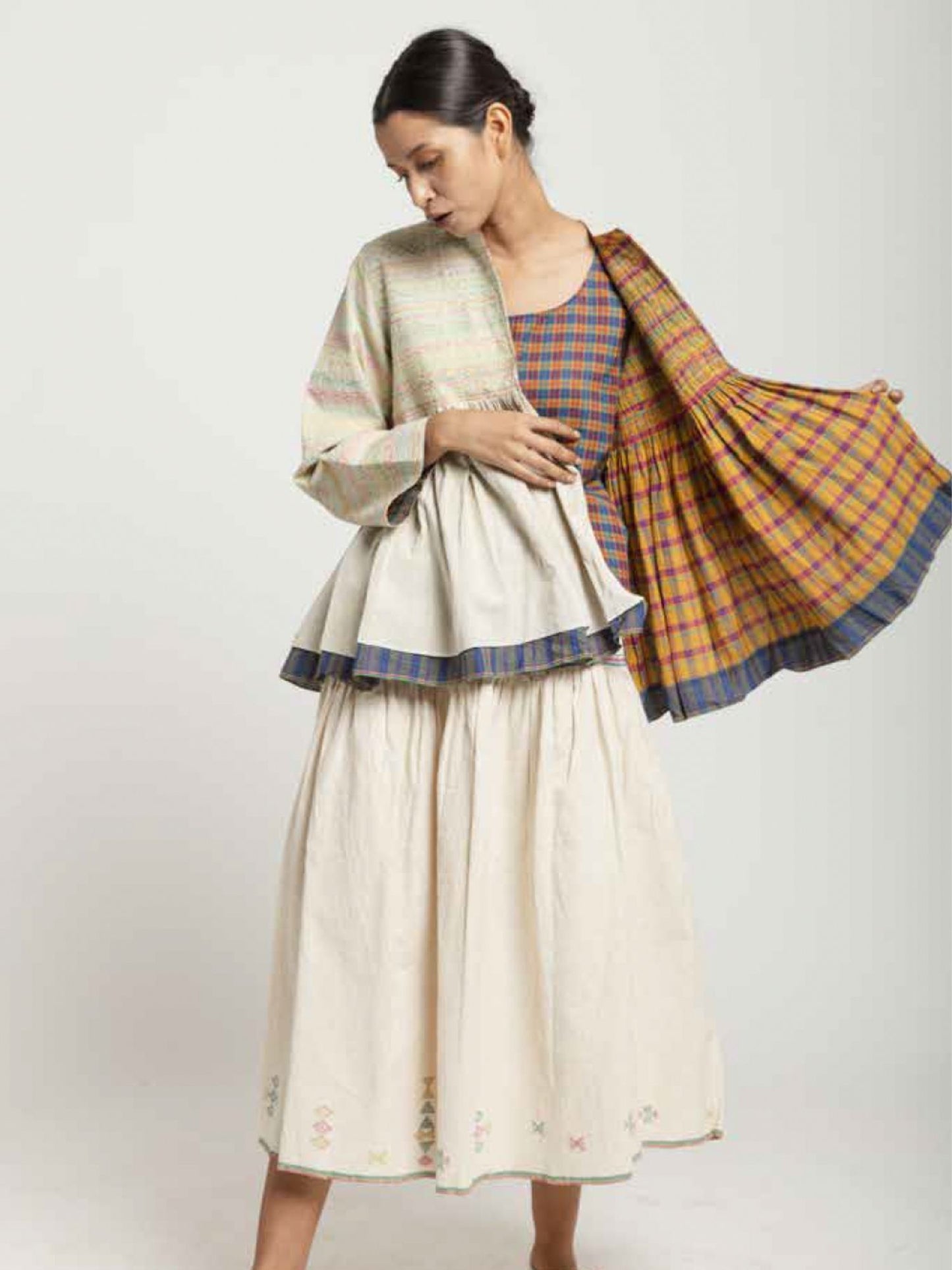 INJIRI_TAANBAAN_83_SKIRT