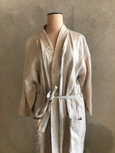 Load image into Gallery viewer, LINEN KIMONO_STONE CHECK
